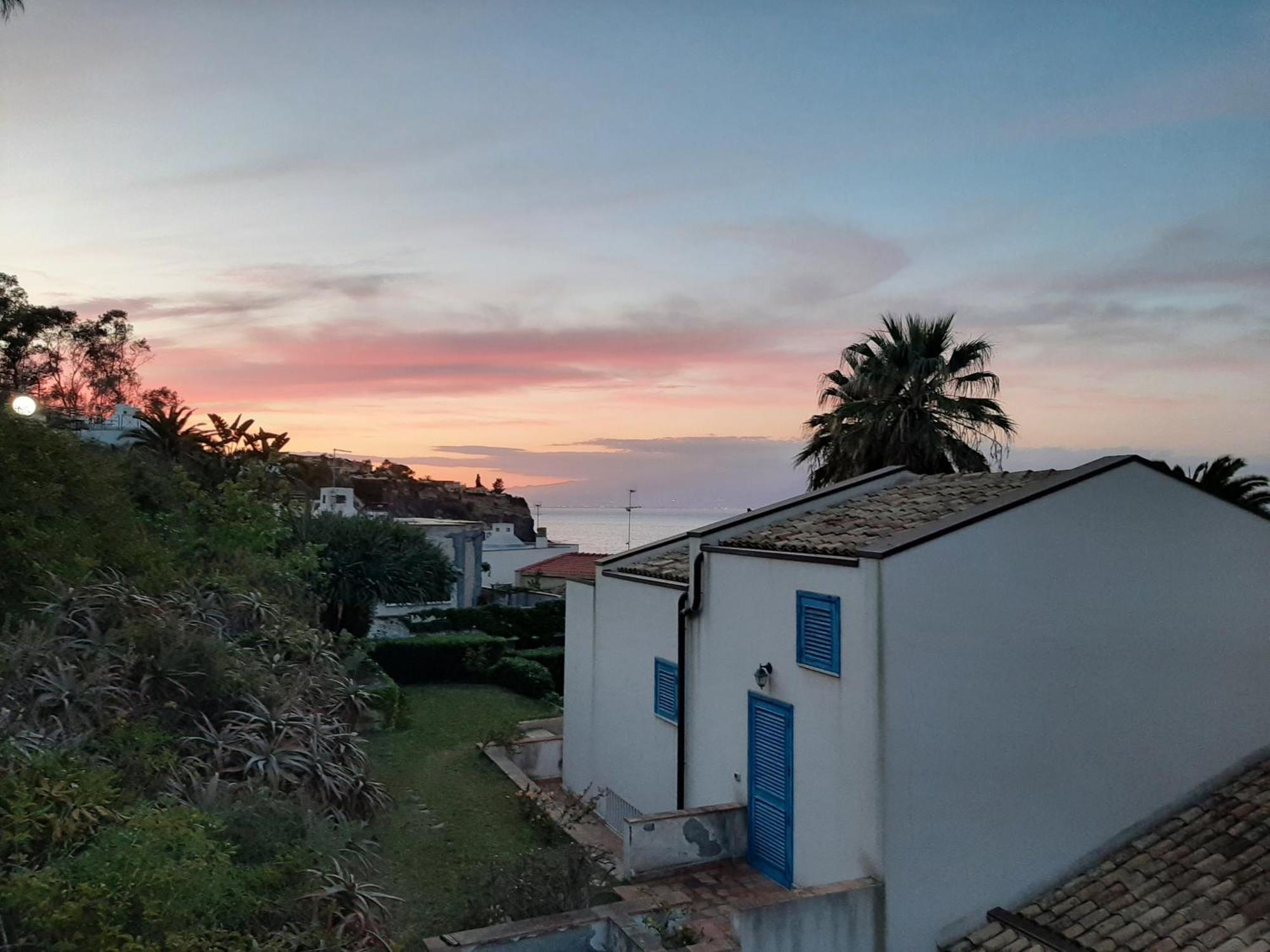 Appartamento In Villa Al Mare - Baia Di Arcile Brucoli Eksteriør billede